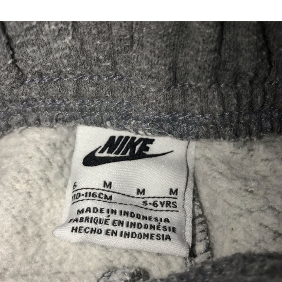 Nike Kids Gray Jogger Sweatpants‎ Size Medium 5-6 Years Old - Picture 3 of 5